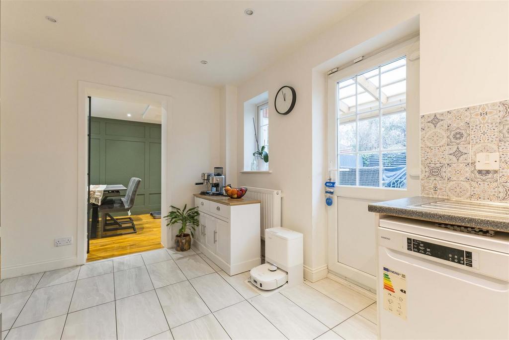 46 Gervaise Close-11.jpg