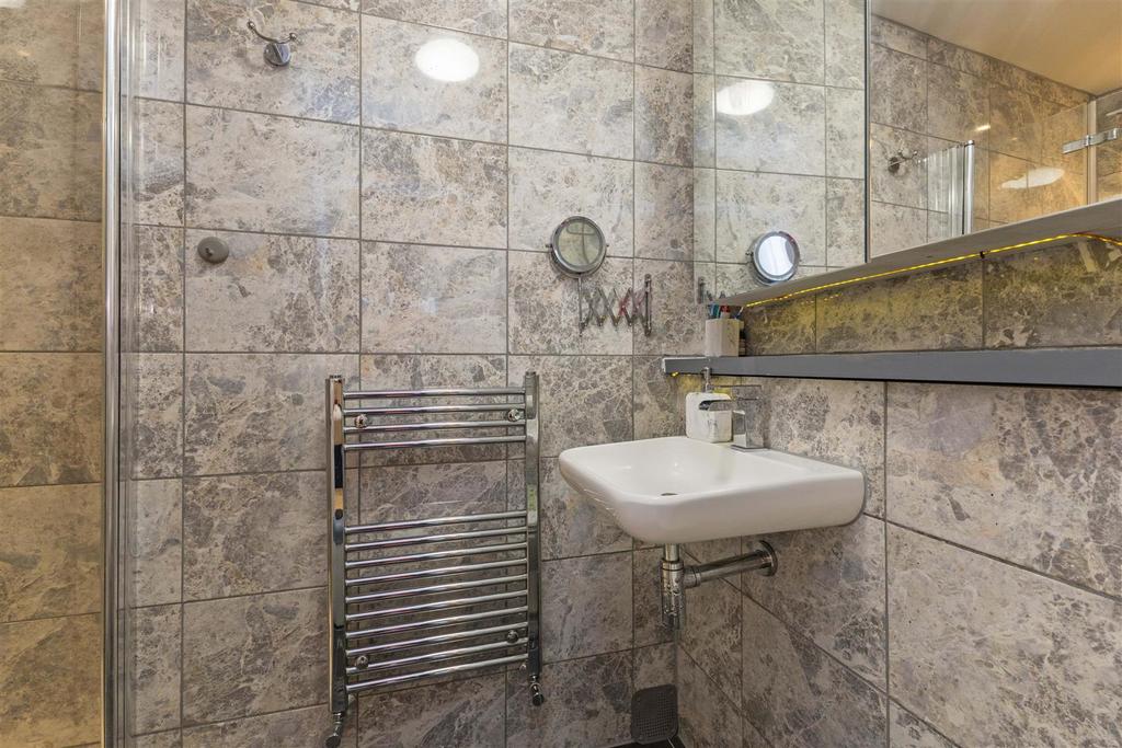 46 Gervaise Close-16.jpg