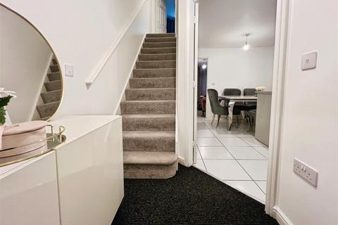 undefined, Blackthorne Close, Bradford BD2