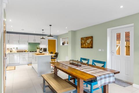 3 bedroom semi-detached house for sale, The Crescent, Caterham, CR3