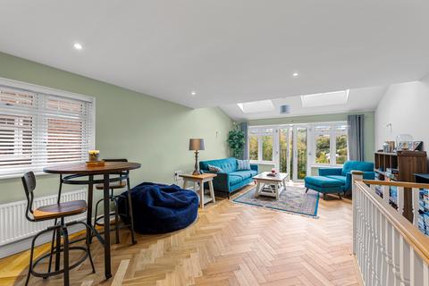 3 bedroom semi-detached house for sale, The Crescent, Caterham, CR3