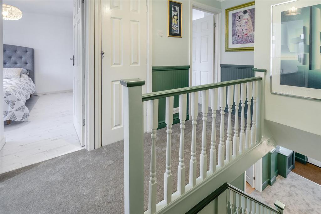 8674419-interior20.jpg