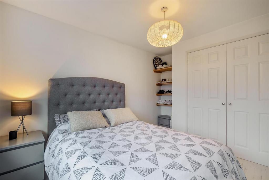 8674419-interior22.jpg