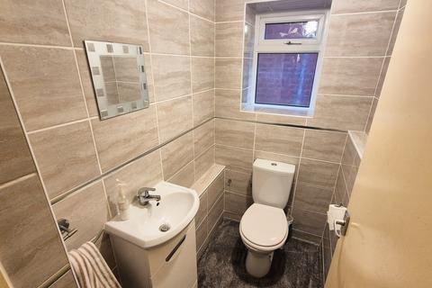 undefined, Elmfield Avenue, Leicester LE4
