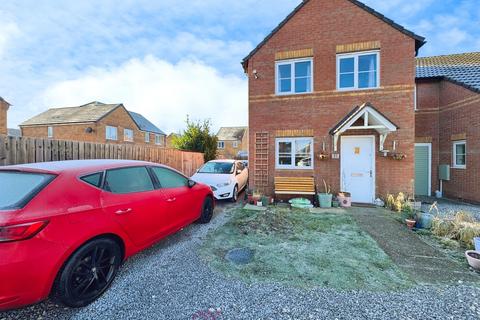 3 bedroom semi-detached house for sale, Thorncliffe Drive, Doncaster DN7