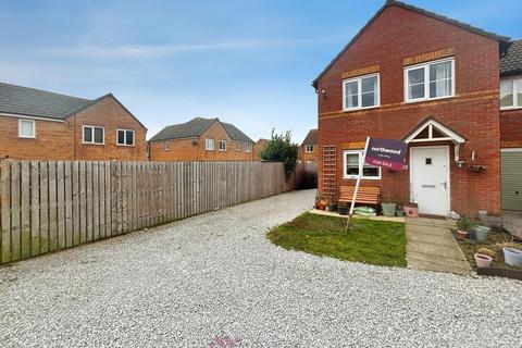 3 bedroom semi-detached house for sale, Thorncliffe Drive, Doncaster DN7