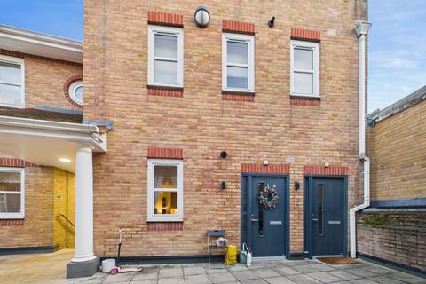 2 bedroom apartment to rent, The Courtyard, High Street, Staines-Upon-Thames, Middlesex, TW18
