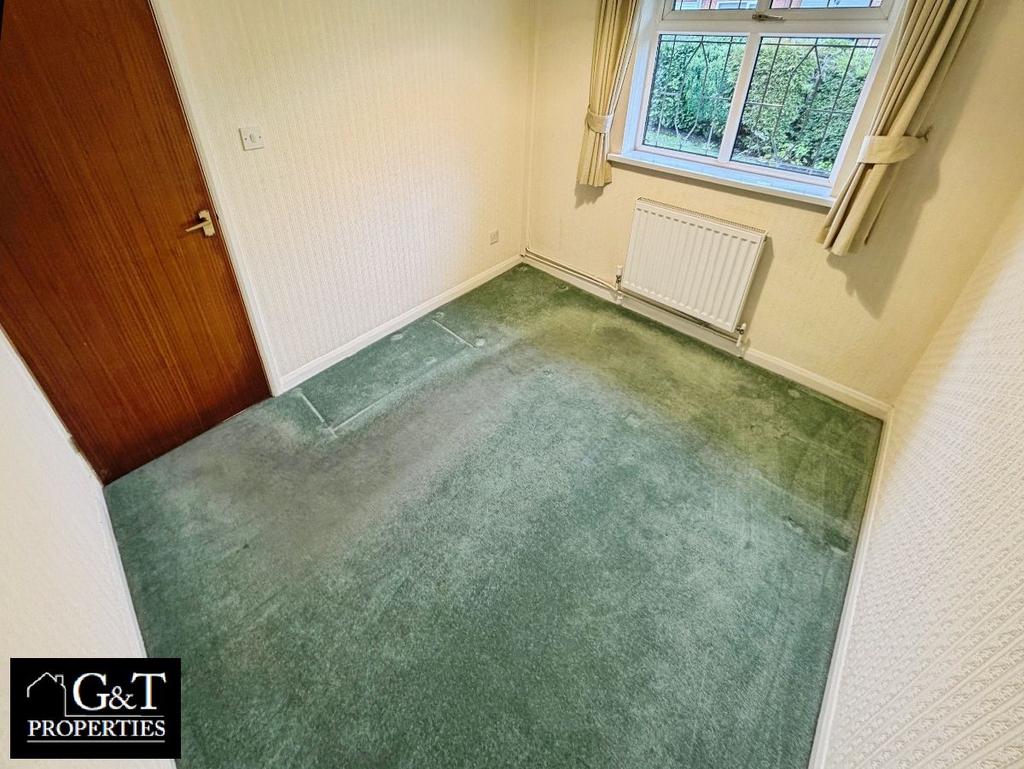 Second bedroom