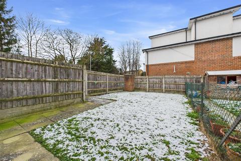 1 bedroom flat for sale, Burway Close, South Croydon CR2