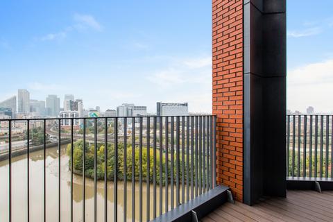 3 bedroom apartment for sale, Java House, London City Island, London, E14