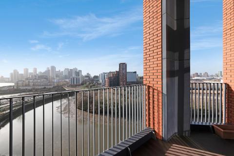 3 bedroom apartment for sale, Java House, London City Island, London, E14