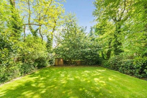 2 bedroom apartment to rent, Hollycroft Avenue, Hampstead, NW3