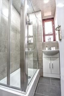4 bedroom flat to rent, Blythe House, Kennington Park Road, London, SE11 5TY, United Kingdom