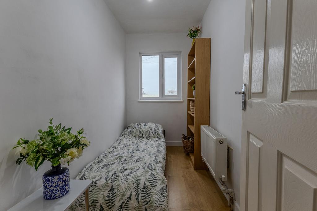Office or Bed 3