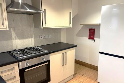 1 bedroom property to rent, London Road, Croydon, CR0