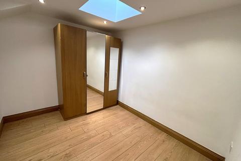 1 bedroom property to rent, London Road, Croydon, CR0