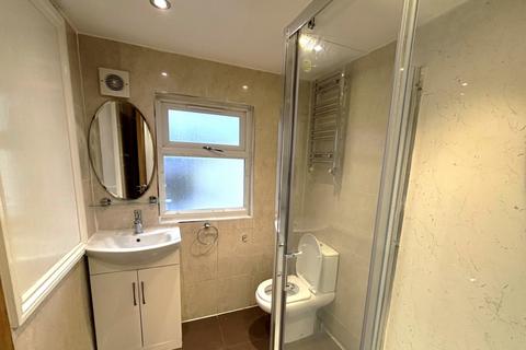 1 bedroom property to rent, London Road, Croydon, CR0