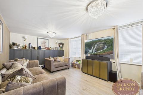4 bedroom detached house for sale, St. Nicholas Drive, Moulton, NN3 7DS