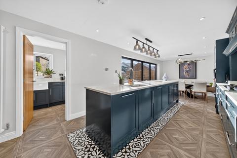 5 bedroom detached house for sale, Larkfield Road, Rawdon, Leeds, West Yorkshire, LS19