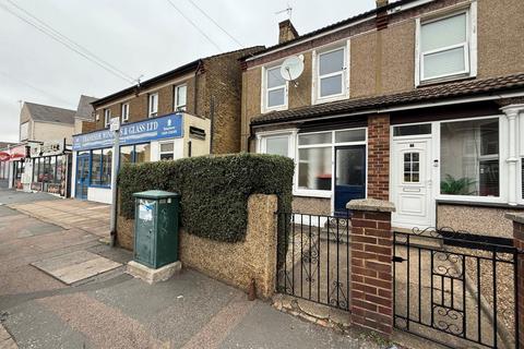 Cross Lane East, Gravesend