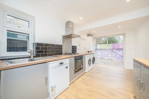 3 bedroom terraced house to rent, Sterne Street, London W12