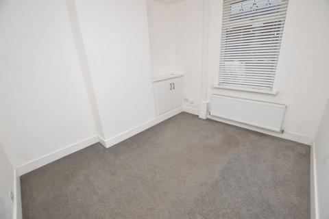 2 bedroom terraced house to rent, Wigan Road, Hindley