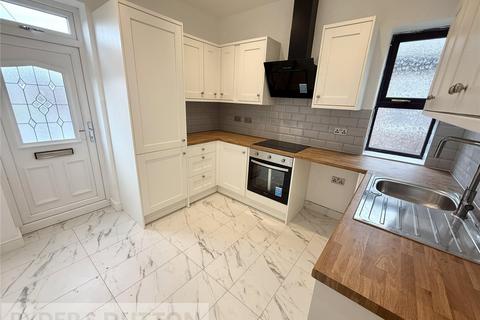 2 bedroom apartment to rent, Hollinwood Avenue, Manchester, Greater Manchester, M40