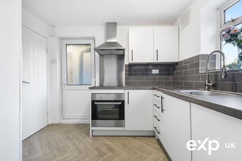2 bedroom semi-detached house for sale, Pine Close, Mansfield NG19