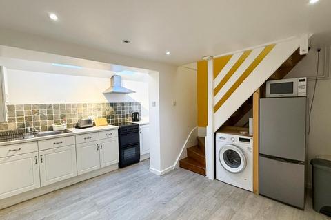 1 bedroom end of terrace house to rent, Camping Close, Sawston, Cambridge