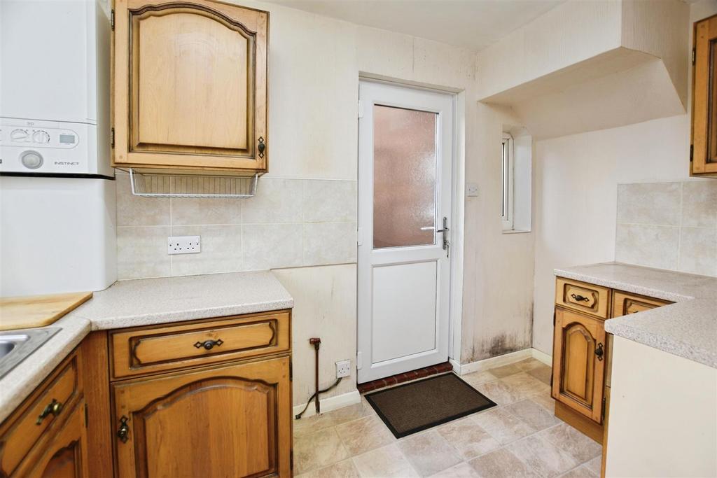Ac9e5b62-kitchen 20b.JPG