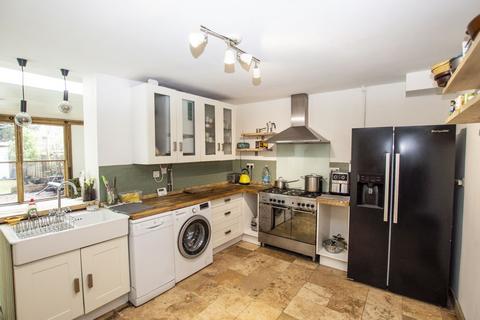 4 bedroom end of terrace house for sale, Woodland Avenue, Burgess Hill RH15