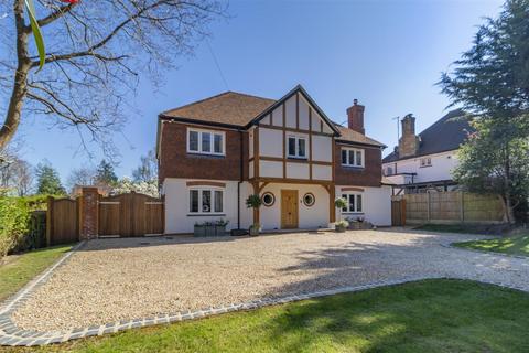 6 bedroom detached house for sale - Shire Lane, Chorleywood WD3