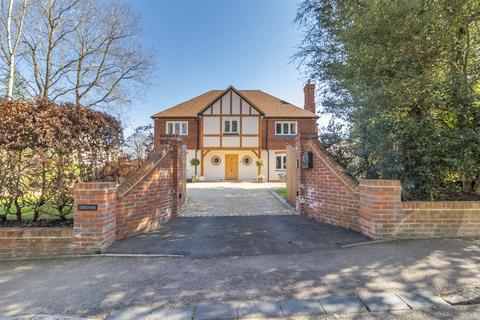 undefined, Shire Lane, Chorleywood WD3
