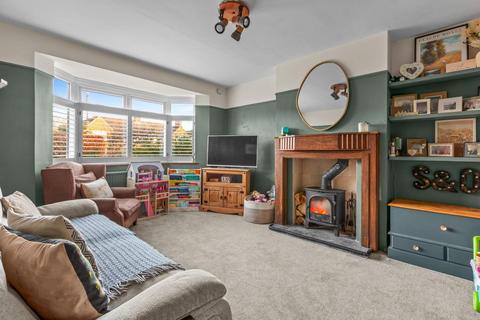 3 bedroom semi-detached house for sale, Plantation Road, Amersham, Buckinghamshire, HP6 6HW