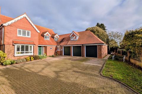 undefined, Prince Henrys Close, Evesham