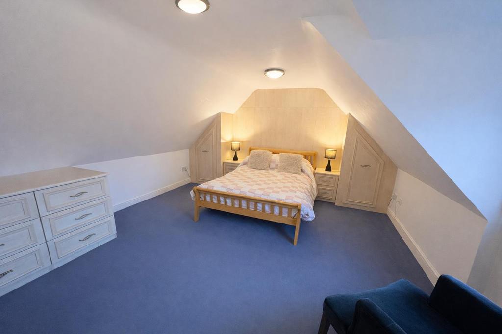 Annexe Bedroom Six