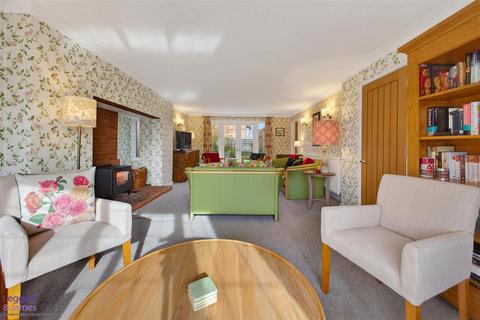 undefined, Prince Henrys Close, Evesham