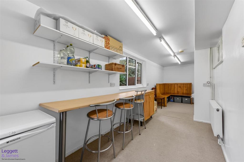 Utility Space to the Games Room