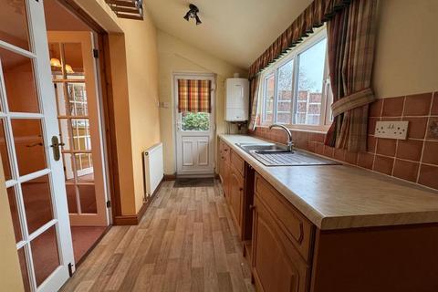 2 bedroom semi-detached house for sale, Old Road, Bromyard