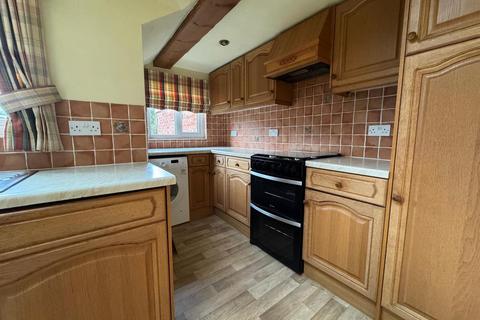 2 bedroom semi-detached house for sale, Old Road, Bromyard