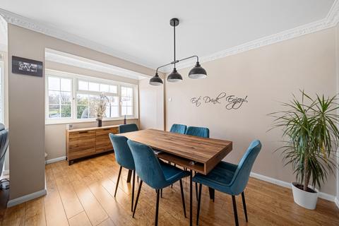 3 bedroom terraced house for sale, Beacon Drive, Dartford DA2