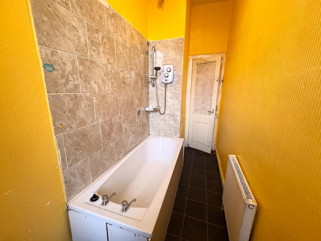 Bathroom reverse