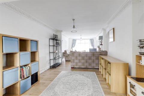 3 bedroom detached house for sale, Main Road, Gedling NG4