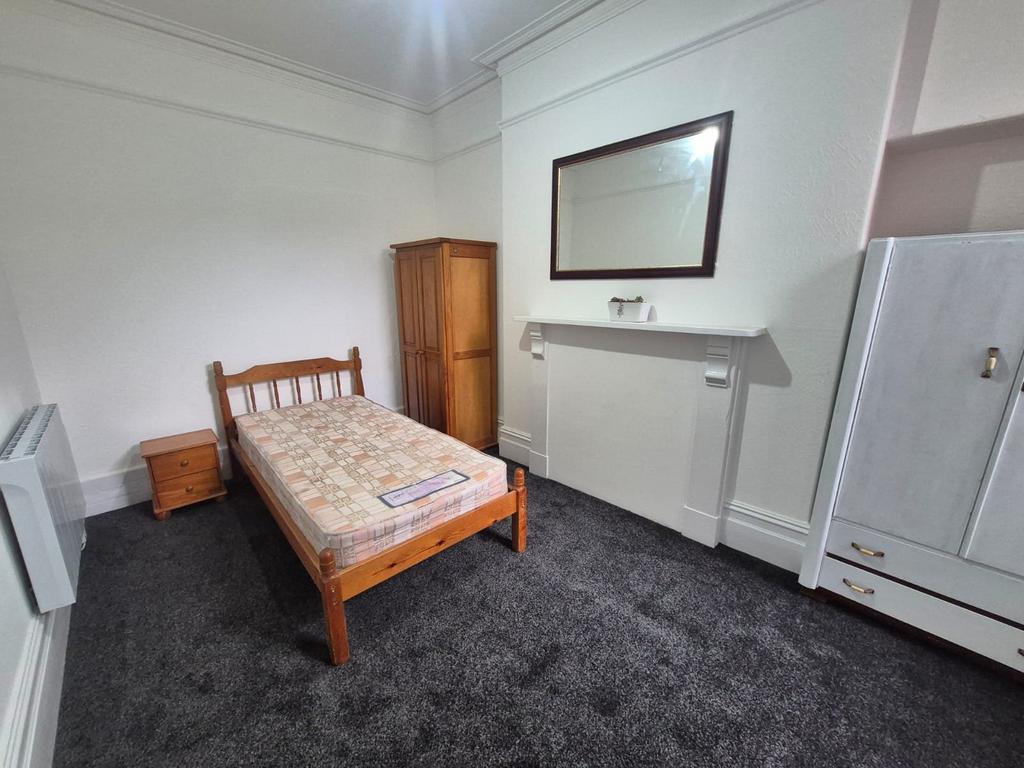 Bed 2