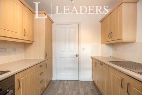 2 bedroom flat to rent, Wallwin Place, CV34
