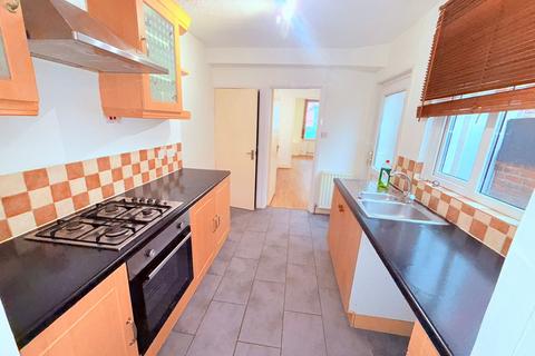3 bedroom terraced house to rent, Althorpe Road, St. James, Northampton, NN5