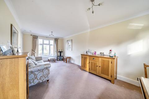 1 bedroom maisonette for sale, St. Catherines Farm Court, Ruislip