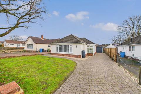 3 bedroom bungalow for sale, Keighley Avenue, Broadstone, Dorset, BH18