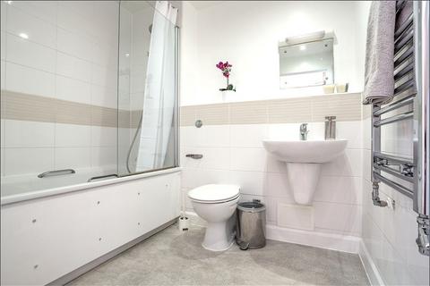 2 bedroom flat to rent, Ashton House, 53 Cottington Street, London, SE11 4BN