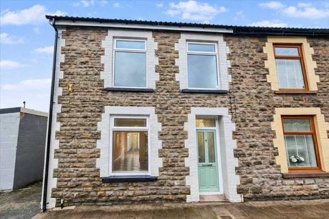 3 bedroom end of terrace house for sale, Pentre CF41